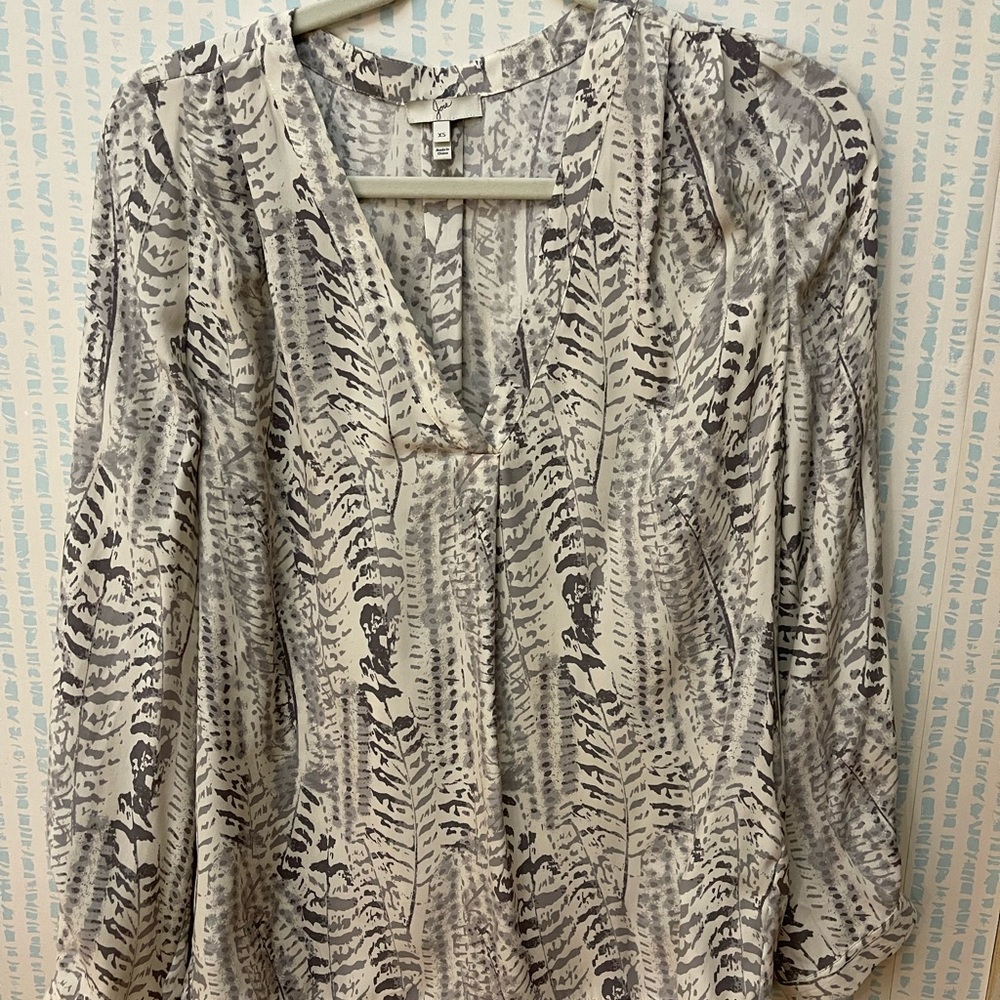 Joie silk v neck blouse